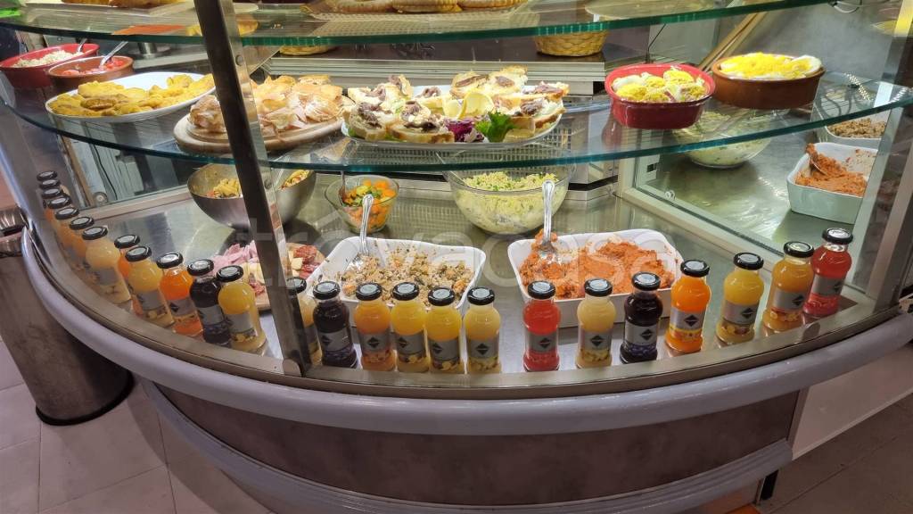 negozio in vendita a Firenze in zona Novoli