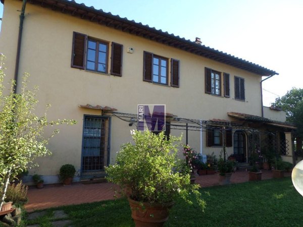 casa indipendente in vendita a Firenze in zona Legnaia