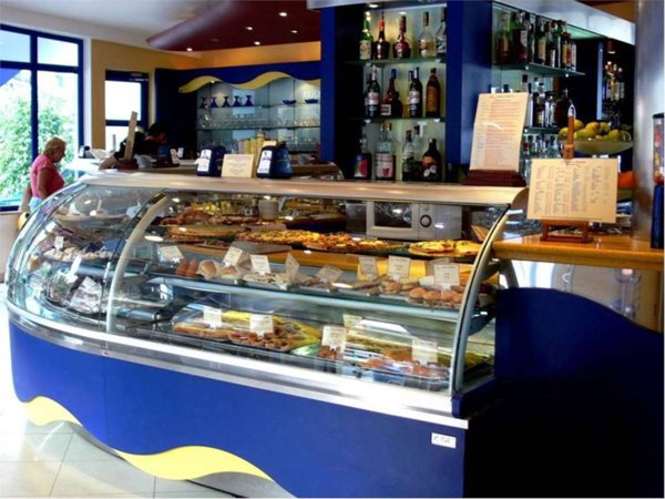 negozio in vendita a Firenze in zona Le Cure