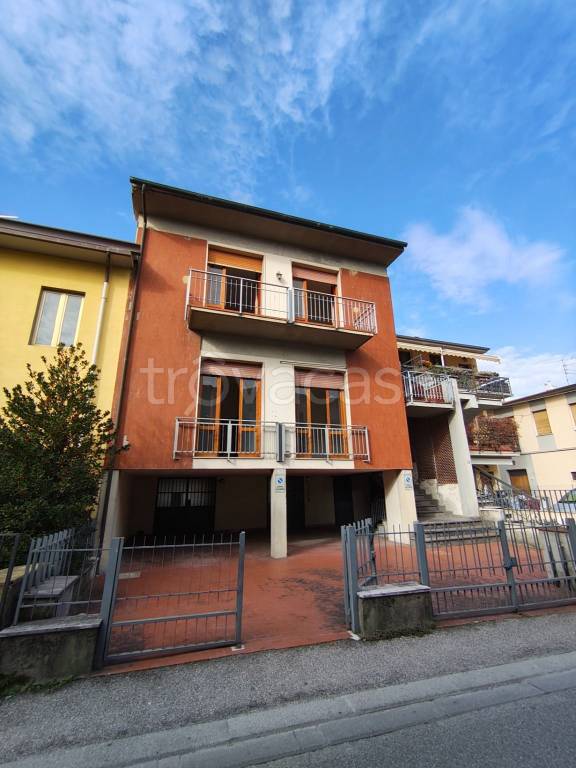 casa indipendente in vendita a Firenze in zona Brozzi