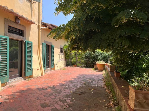 appartamento in vendita a Firenze in zona Serpiolle