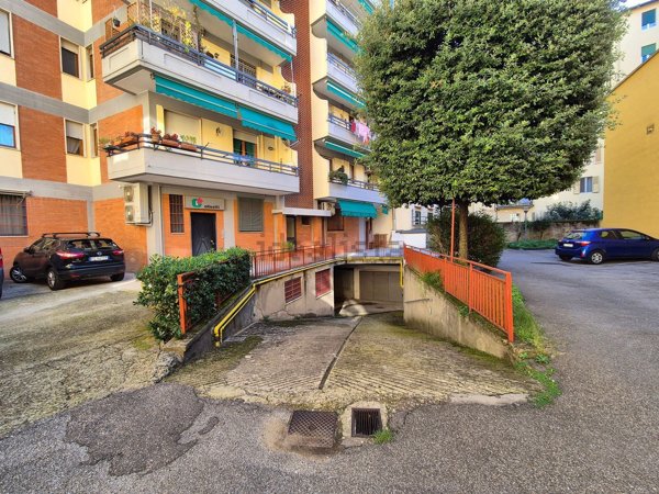 locale di sgombero in vendita a Firenze in zona Campo di Marte
