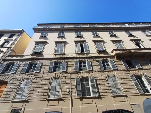appartamento in vendita a Firenze in zona Centro Santa Maria Novella