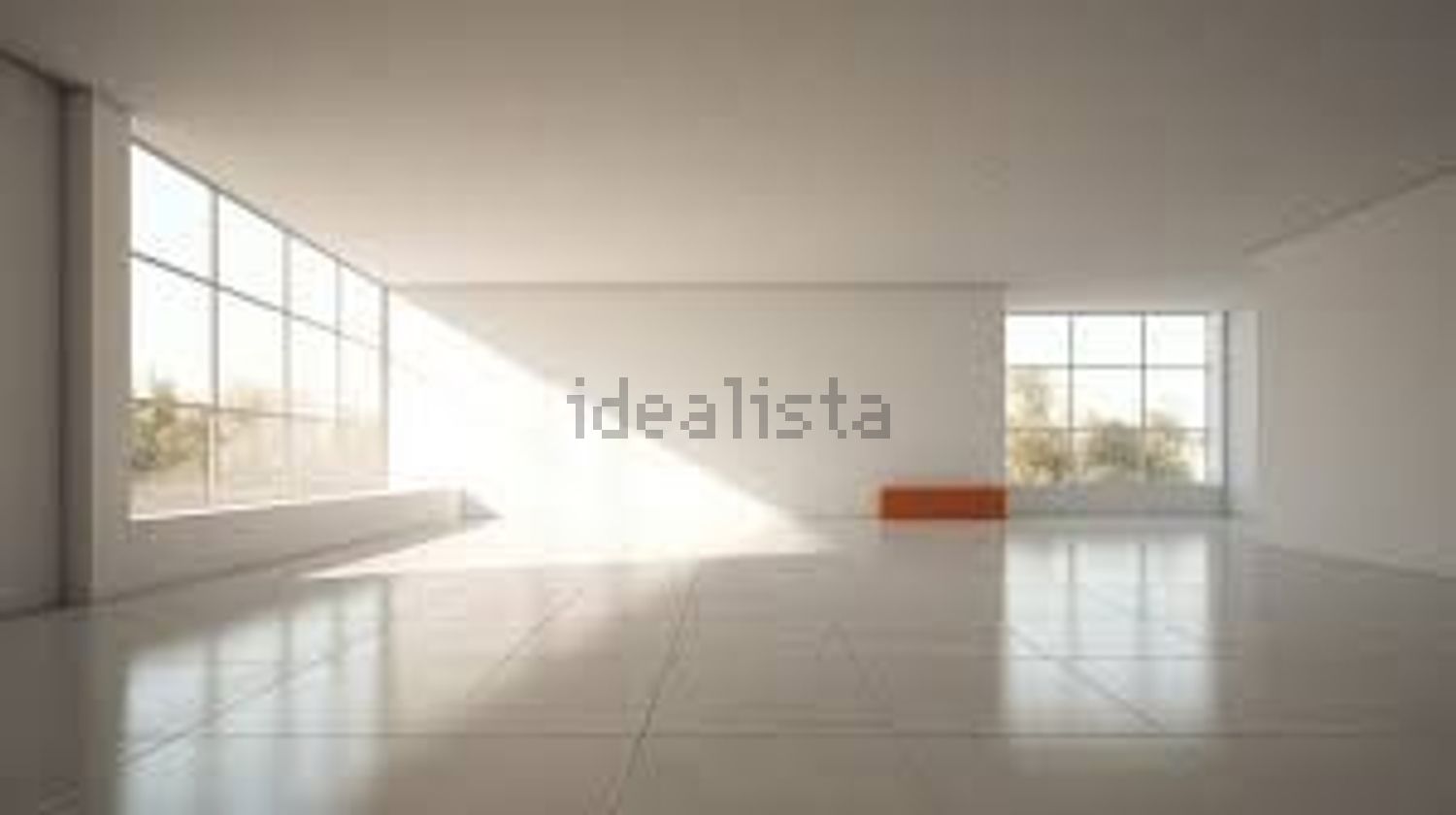 locale commerciale in vendita a Firenze in zona Coverciano