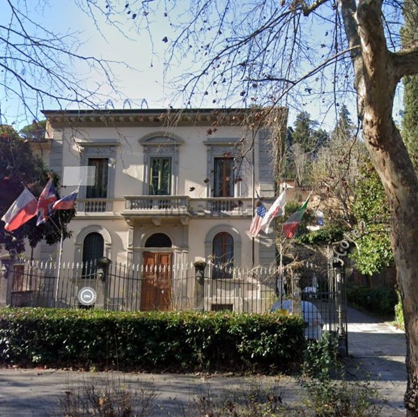 negozio in vendita a Firenze in zona Ponte a Ema