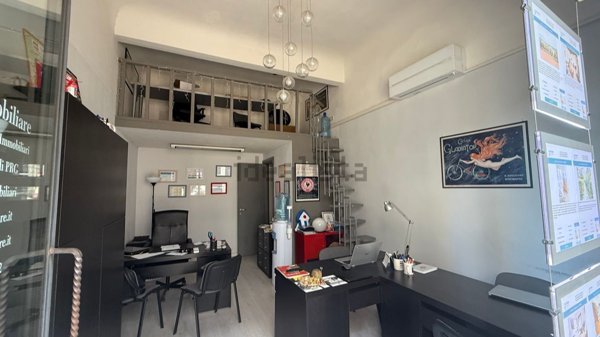 ufficio in vendita a Firenze in zona Gavinana