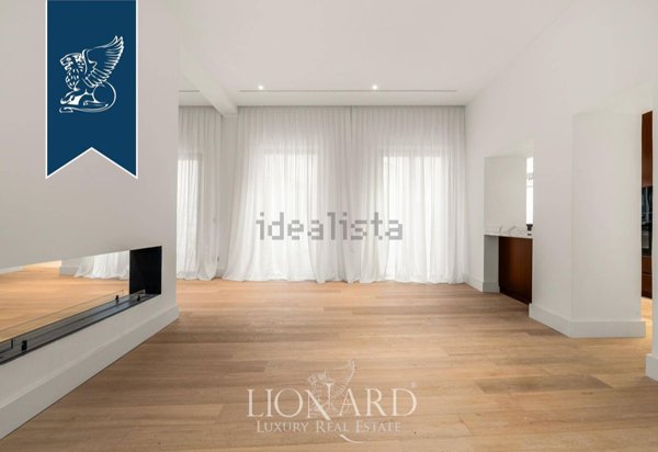 appartamento in vendita a Firenze in zona Centro Santa Maria Novella