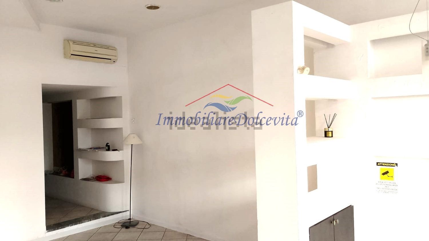 negozio in vendita a Firenze in zona Centro Duomo