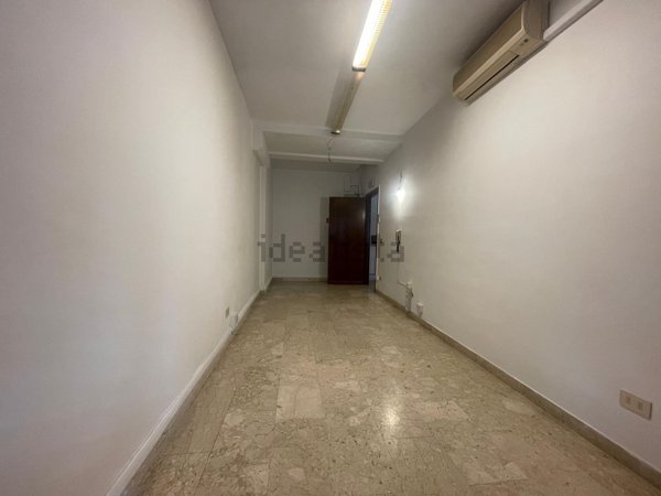ufficio in vendita a Firenze in zona Gavinana