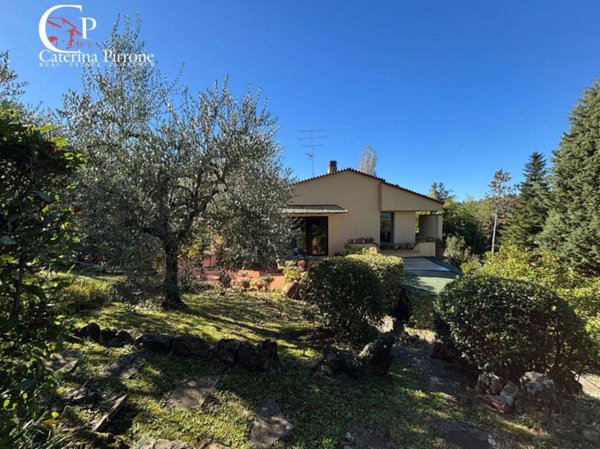 casa indipendente in vendita a Firenze