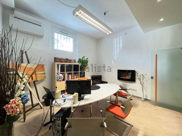 ufficio in vendita a Firenze in zona Campo di Marte