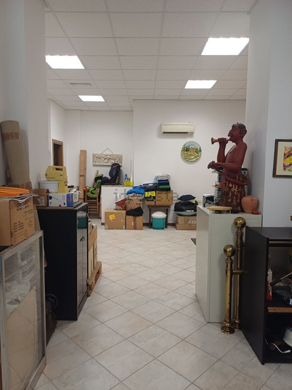 ufficio in vendita a Firenze in zona Novoli