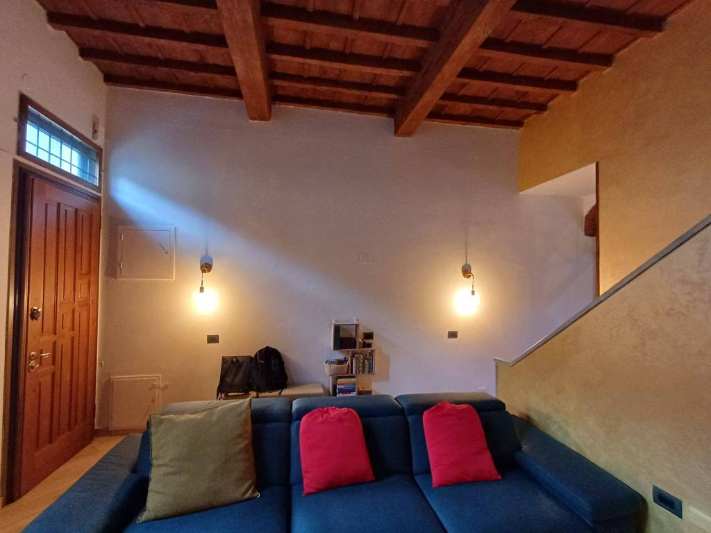 casa indipendente in vendita a Firenze in zona Legnaia
