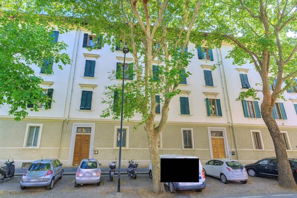 appartamento in vendita a Firenze in zona Campo di Marte