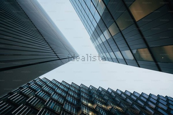 locale commerciale in vendita a Firenze in zona Centro Santa Croce