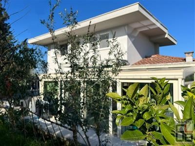 casa indipendente in vendita a Firenze in zona Centro Storico