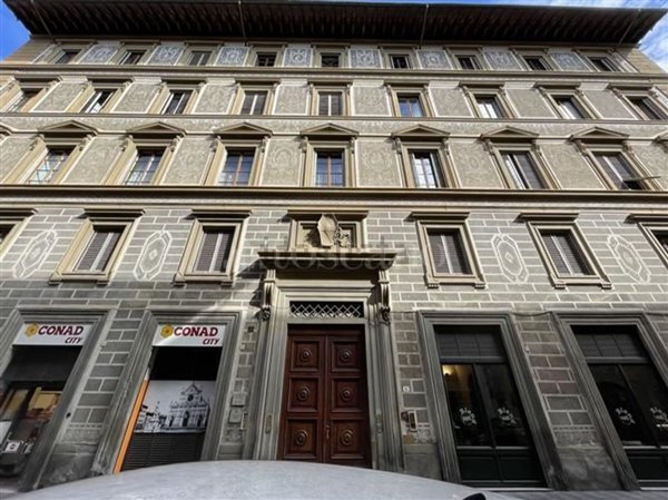 appartamento in vendita a Firenze in zona Centro Santa Croce