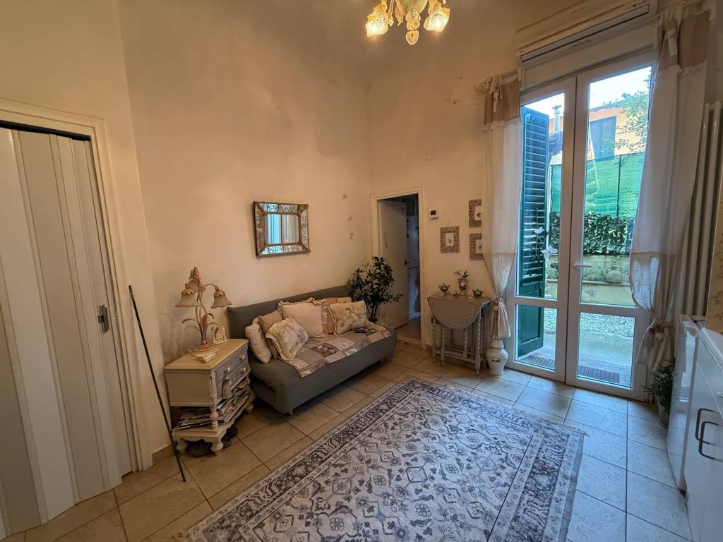 appartamento in vendita a Firenze in zona Coverciano