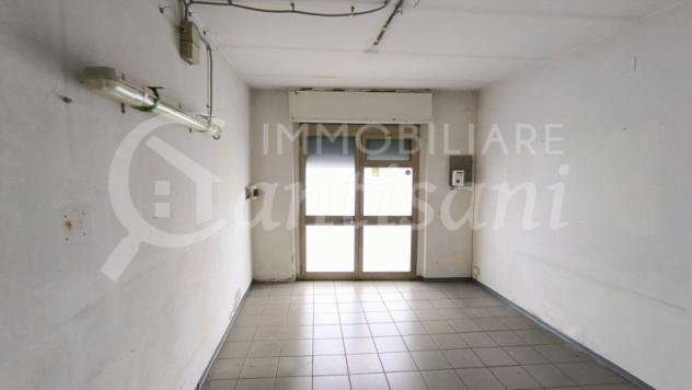 negozio in vendita a Firenze in zona Romito