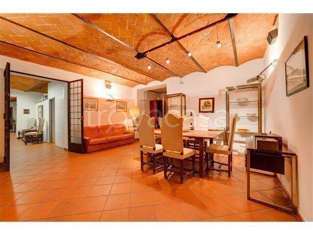 casa indipendente in vendita a Firenze in zona Centro Storico