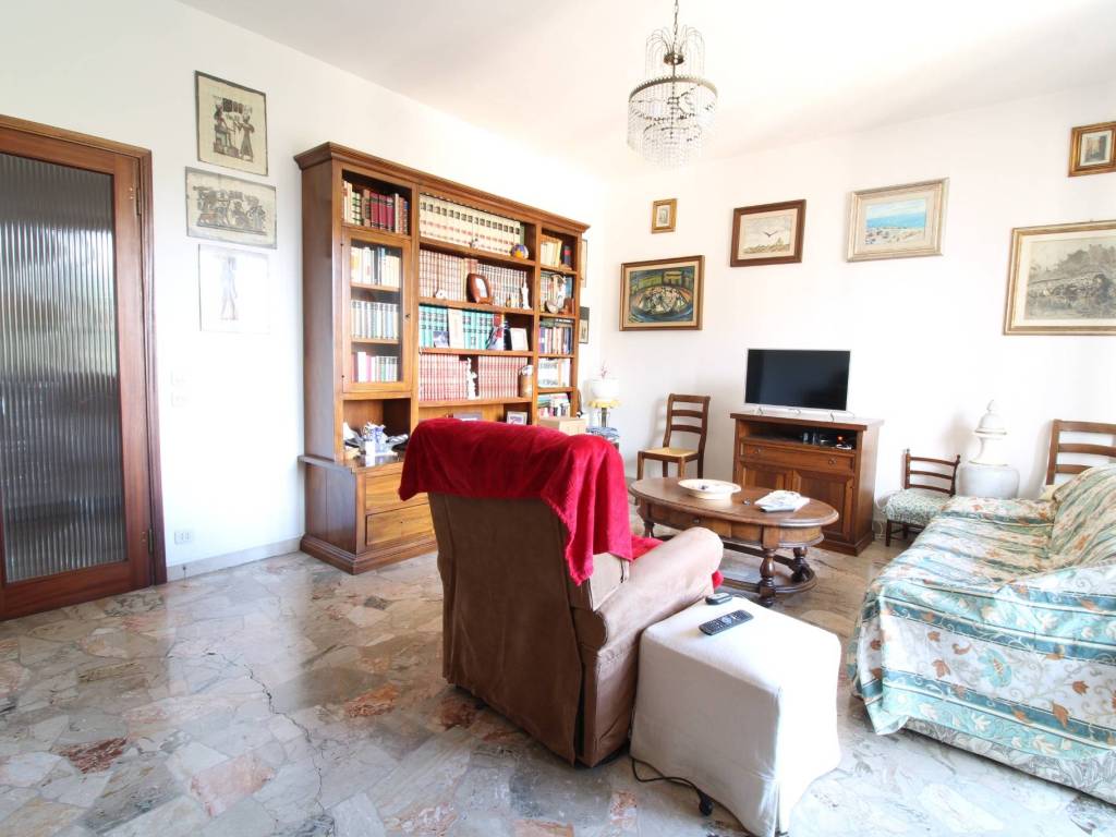 appartamento in vendita a Firenze in zona Serpiolle