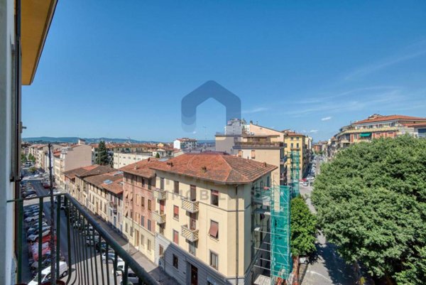 appartamento in vendita a Firenze in zona Statuto