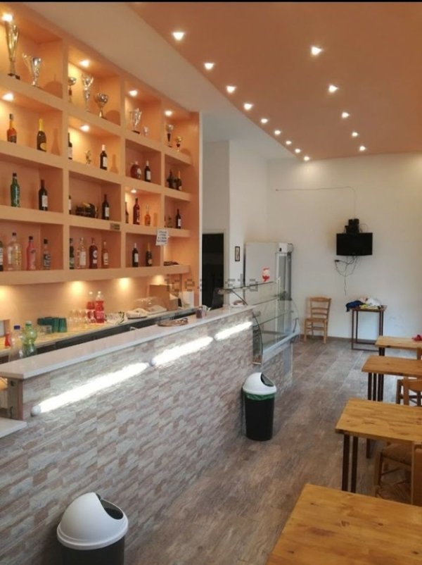 negozio in vendita a Firenze in zona Brozzi