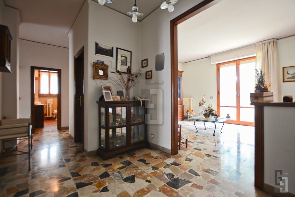 appartamento in vendita a Firenze in zona Isolotto