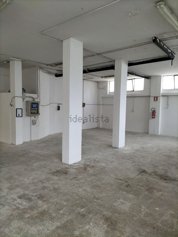 locale di sgombero in vendita a Firenze