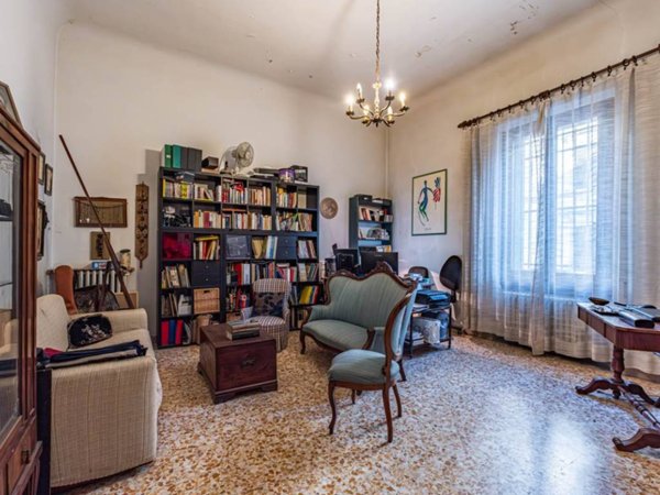 appartamento in vendita a Firenze in zona Le Cure