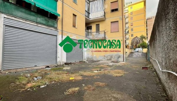 locale di sgombero in vendita a Firenze in zona Novoli