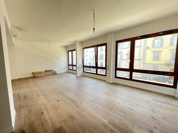 appartamento in vendita a Firenze in zona Centro Santa Maria Novella