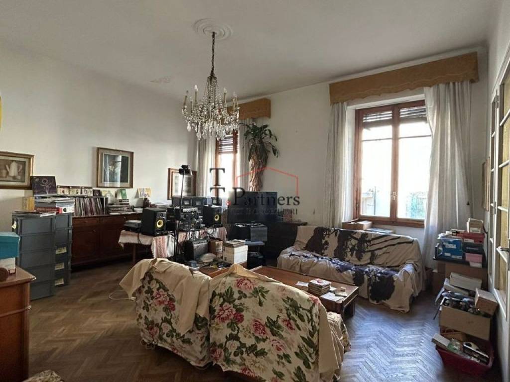 appartamento in vendita a Firenze in zona Campo di Marte