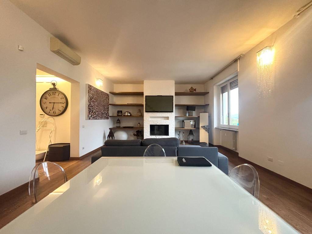 appartamento in vendita a Firenze in zona Campo di Marte