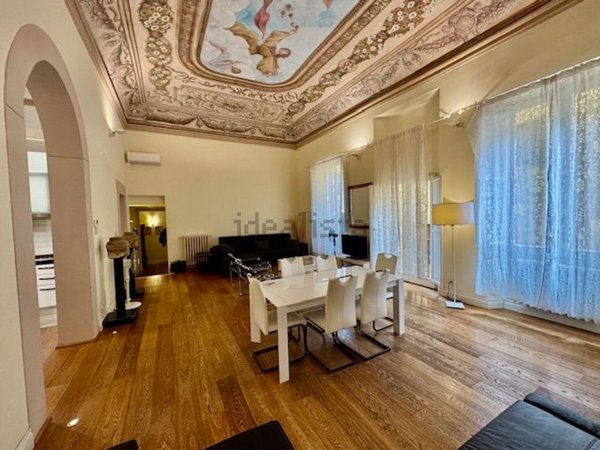 appartamento in vendita a Firenze in zona Centro Santa Maria Novella