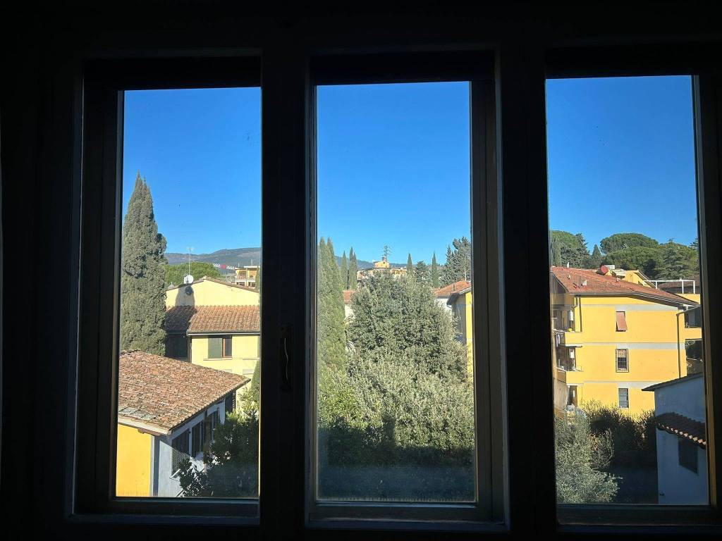 appartamento in vendita a Firenze in zona Serpiolle