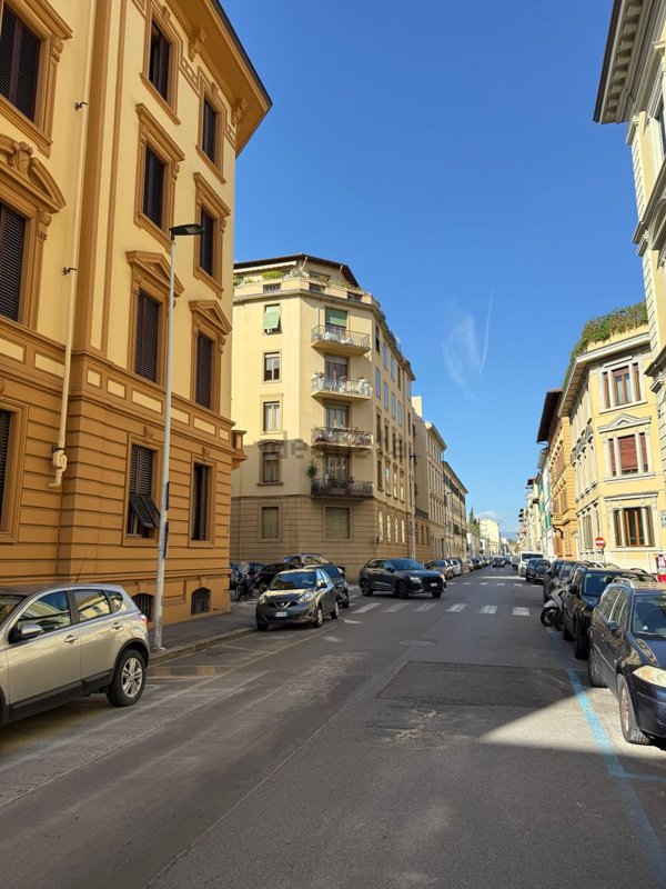 appartamento in vendita a Firenze