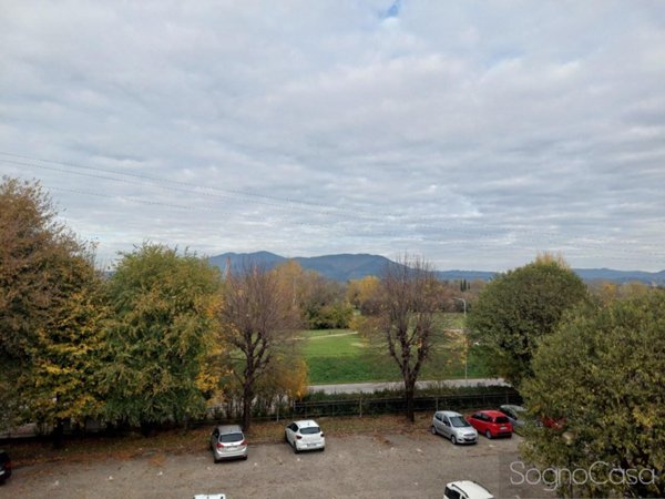 appartamento in vendita a Firenze in zona Isolotto