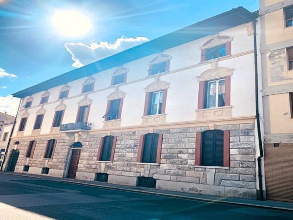 appartamento in vendita a Firenze in zona Centro Storico