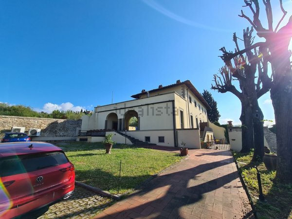 appartamento in vendita a Firenze in zona Varlungo