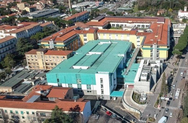 appartamento in vendita a Firenze in zona Centro Santa Croce