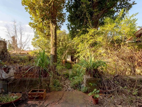 casa indipendente in vendita a Firenze in zona Brozzi