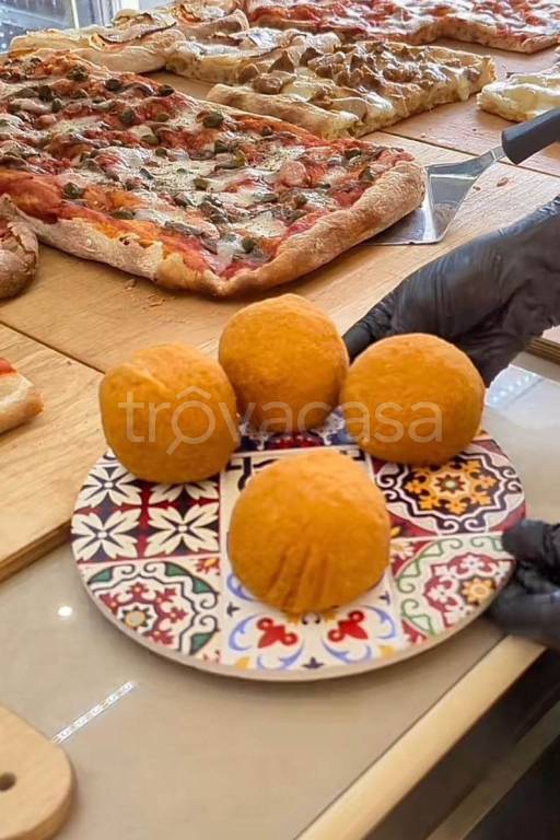 negozio in vendita a Firenze in zona Soffiano