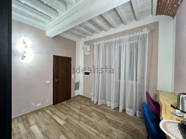 appartamento in vendita a Firenze in zona Centro Santa Maria Novella