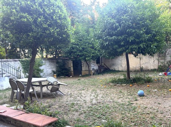 appartamento in vendita a Firenze in zona Campo di Marte