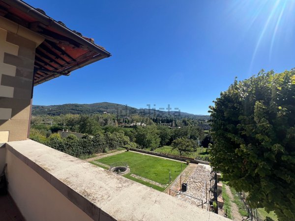 appartamento in vendita a Firenze in zona Rovezzano