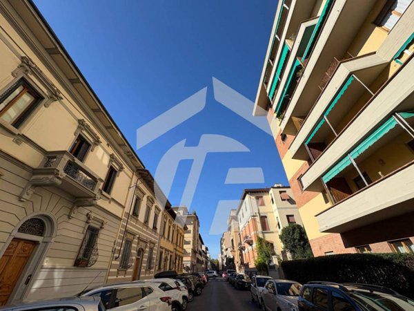 appartamento in vendita a Firenze in zona Campo di Marte