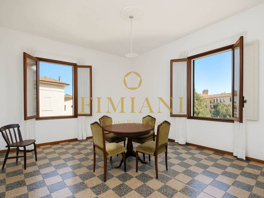 appartamento in vendita a Firenze in zona Statuto