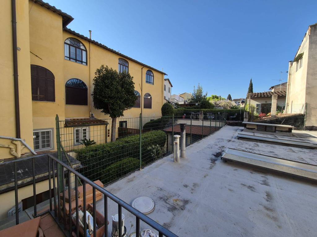casa indipendente in vendita a Firenze in zona Centro San Frediano