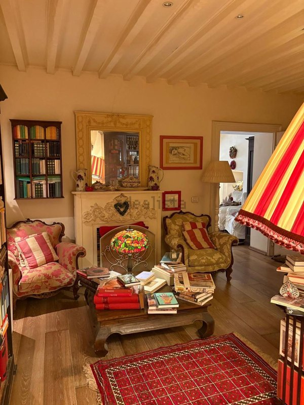 appartamento in vendita a Firenze in zona Centro Santa Croce